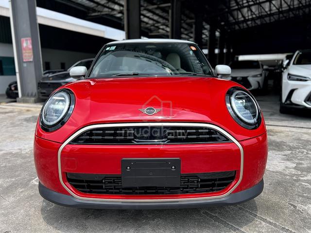 2024 MINI Cooper 1.5 C Favoured Trim Chilli Red ll - 2