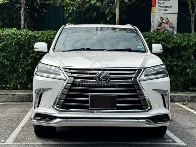 2019 Lexus LX570 5.7 V8 MARK LEVINSTON HUD SUNROOF - 2