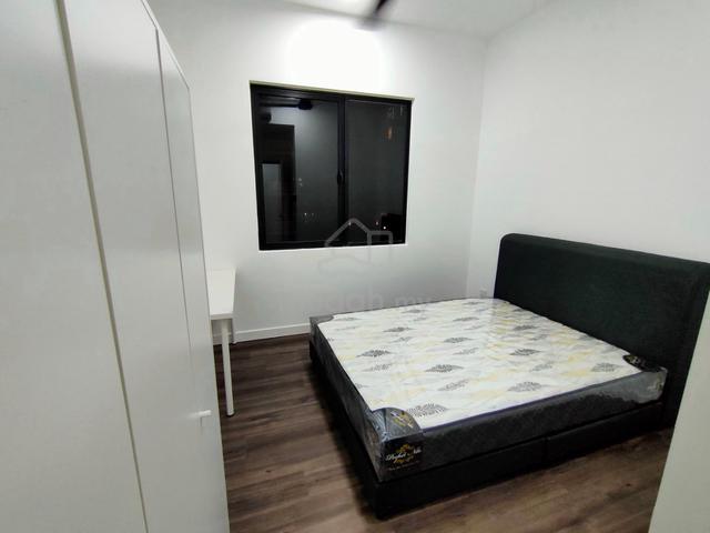 Utropolis Urbano room for rent near LRT Uow Utropolis Glenmerie 1