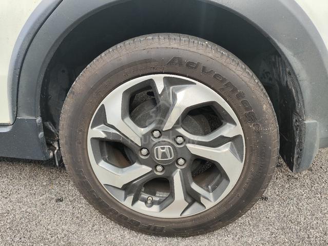 2017 Honda BR-V 1.5 E (A) - 5