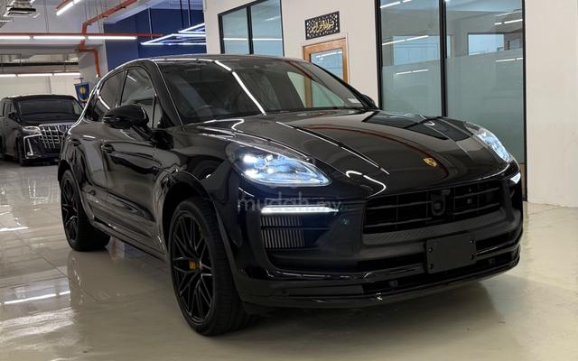 Porsche MACAN GTS 440HP Facelift RED INT PCCB - 5