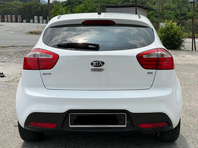 2015 Kia RIO 1.4 UB (A) - 5