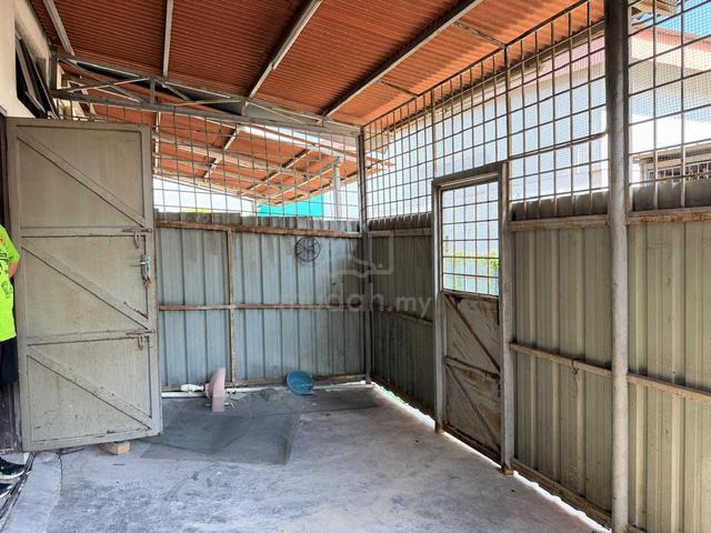 Main Road Facing 2 STOREY SHOPLOT Merdeka Parmai Batu Berendam Malim 1