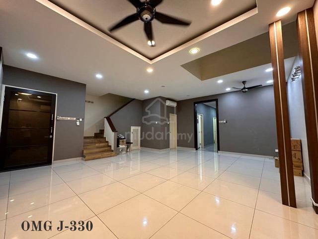 Bandar Bukit Raja - Jalan Rodat Double Storey Superlink For Sale 1