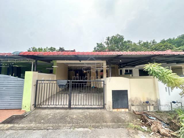 [BEBAS BANJIR] 1-Storey, Taman Desa Salak Jaya, Salak Tinggi, Sepang 1