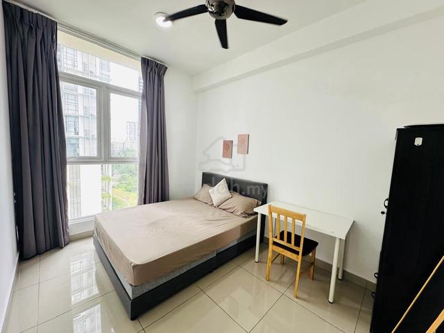 Mutiara Ville Residence Tower E - Middle Room Cyberjaya 1