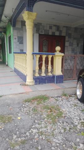 Rumah landed Bt 3 Jalan Mersing, Sri Kg Tengah 86000 Kluang Johor 1