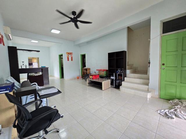Ulu Tiram Bestari Indah 2 Storey Corner House 21ft Land Kitchen Extend 2