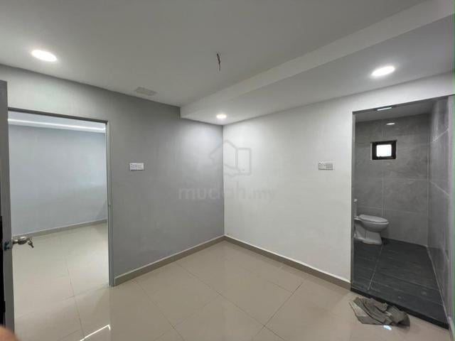 Jalan Rotan 2, Taman Sri pulai, single storey lowcost, fully reno 1