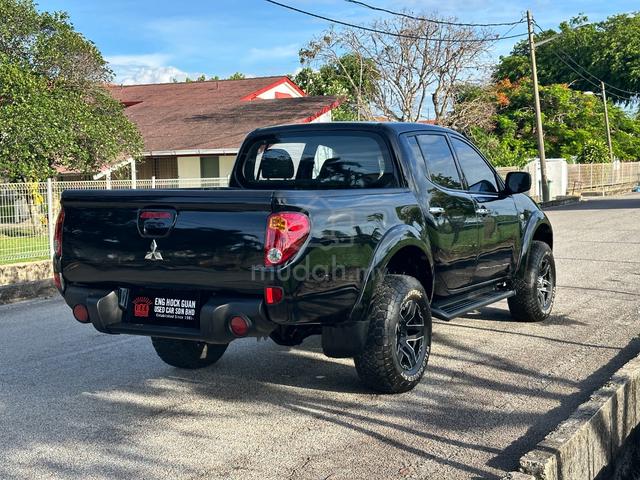 2012 Mitsubishi TRITON 2.5 VGT 4X4 (A) - 4