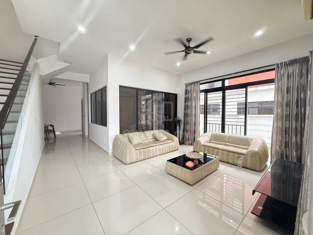 2 Storey Cluster 4Bed 4Bath The Canal Garden South Horizon Hills 1