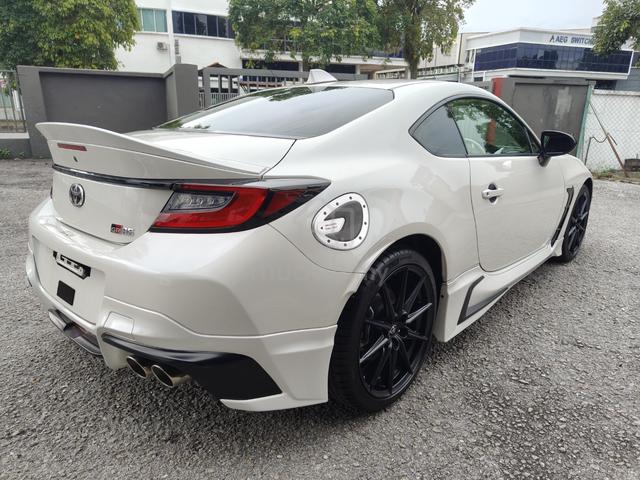 2022 GR Package 4.5A 14kKM Toyota GR86 2.4 RZ (M) - 3