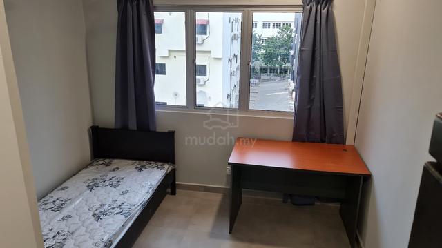 April 2026 - Opposite INTI Subang FEMALE bedroom SS15 - cooking allow 1