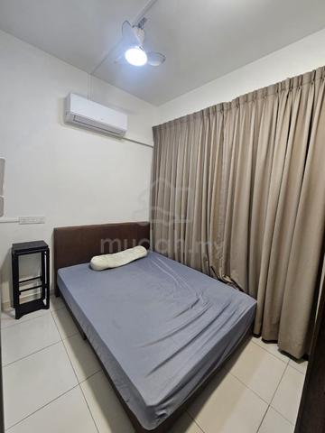 Sky executive 1