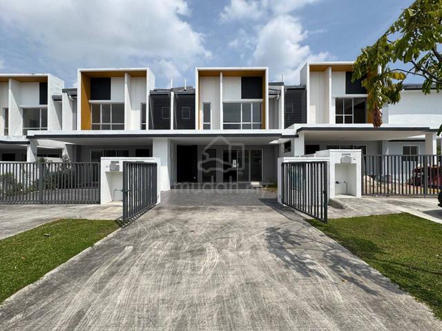 CHEAPEST 2-storey Terrace House Serene Heights, Verna, Semenyih 1
