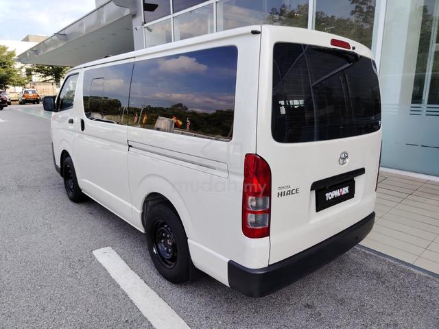 Toyota HIACE 3.0D Window Van (M) Pre-Reg Convert - 5
