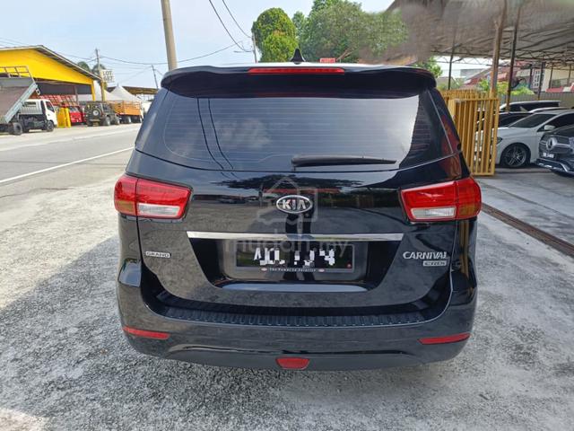 2017 Kia GRAND CARNIVAL 2.2 (A) - 2