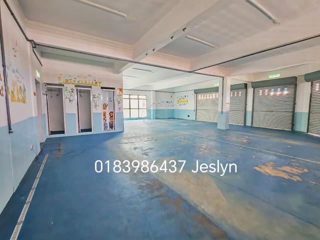2,823s.f. Renovated Shop for Rent at Oakland Square, Seremban 2 1