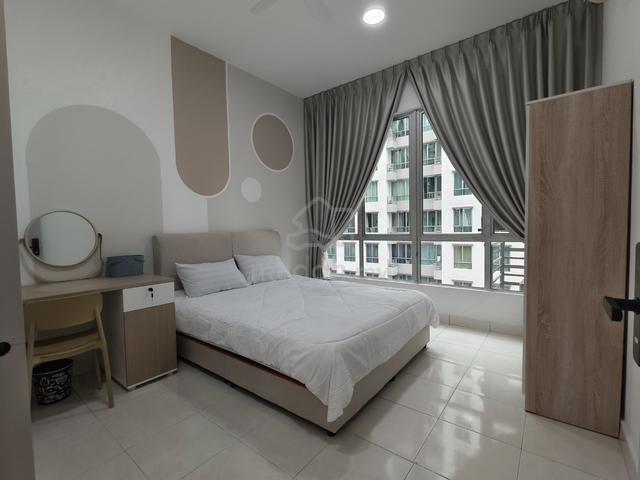 Pacific  Tower Room for rent 1