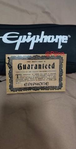 Epiphone Les Paul Concert Ukulele - photo 2 of 3