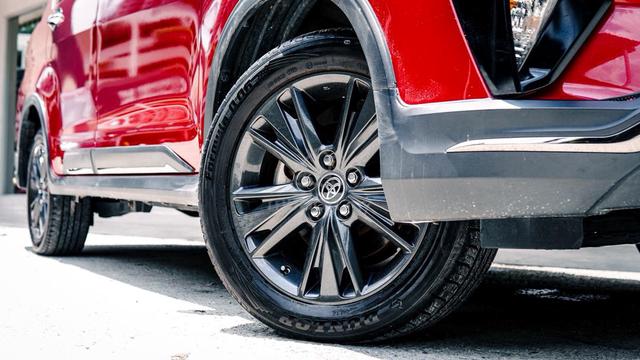 Toyota INNOVA X 2.0L MPV S.RIM L.SEAT 360CAM 2022 - 5