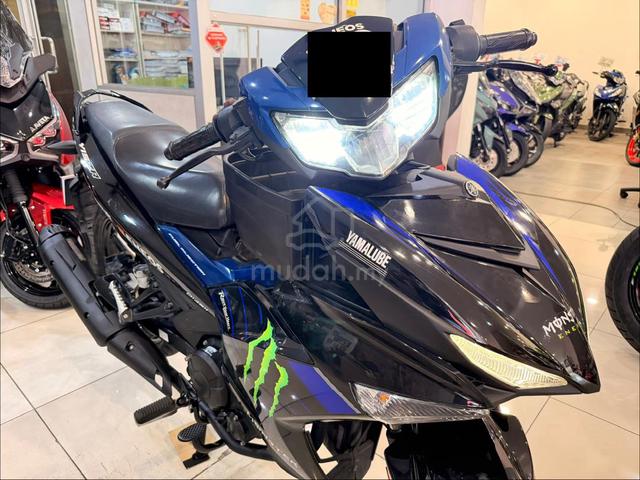 Carousel Image