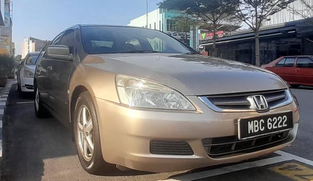 2004 Honda ACCORD 2.0 VTi (A) - 4