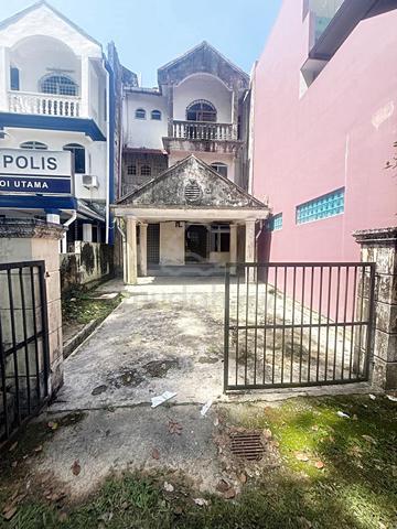 3 Storey Jalan Sri Perkasa Taman Tampoi Utama UNBLOCK VIEW 1