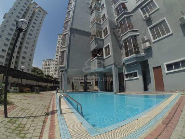 FEMALE Large Room at Aman Condo 1