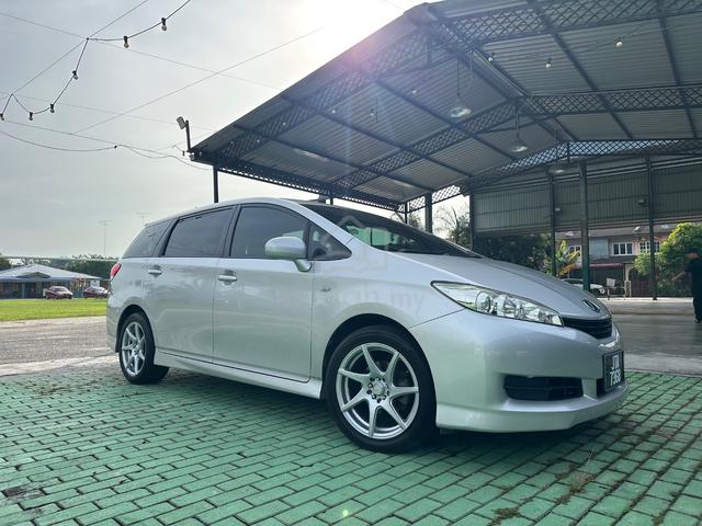 2011 Toyota WISH 1.8 X (A) - 1