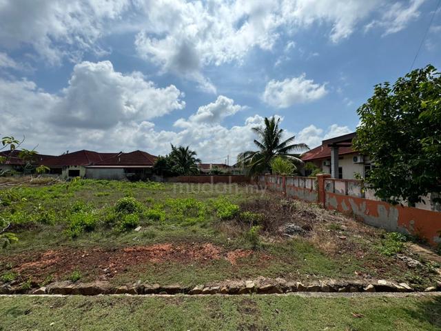 HUGE Bungalow Land at Alai Perdana, Crystal Bay Melaka 1
