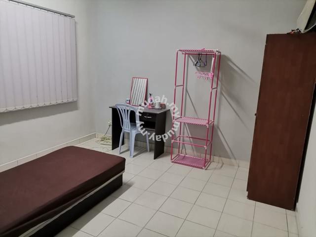 Suriamas condo Master Room for rent ! Bandar Sunway (Selling Fast) 2