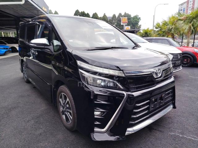 2021 Toyota VOXY 2.0 ZS KIRAMEKI III (A) OFFER 21 - 1