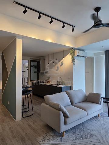 Lake Point Residence 1