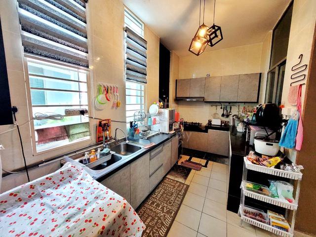 3sty house Sierramas West Sungai Buloh, BELOW MARKET PRICE 1