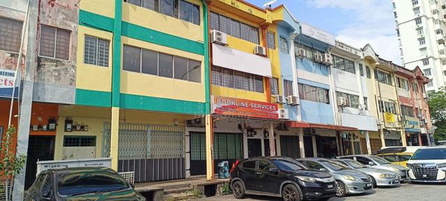 3 Storey Shoplot in PJS 1 Petaling Utama Sri Manja Petaling Jaya 1