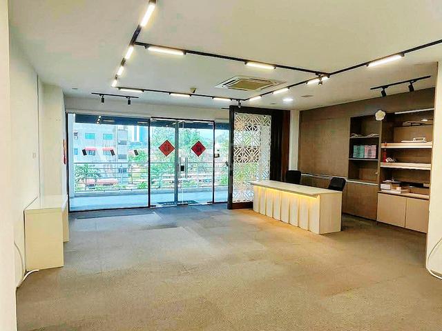 1888sf. Shop Office, Pearl Avenua,Taman Sepakat Indah Sg Chua Kajang 1