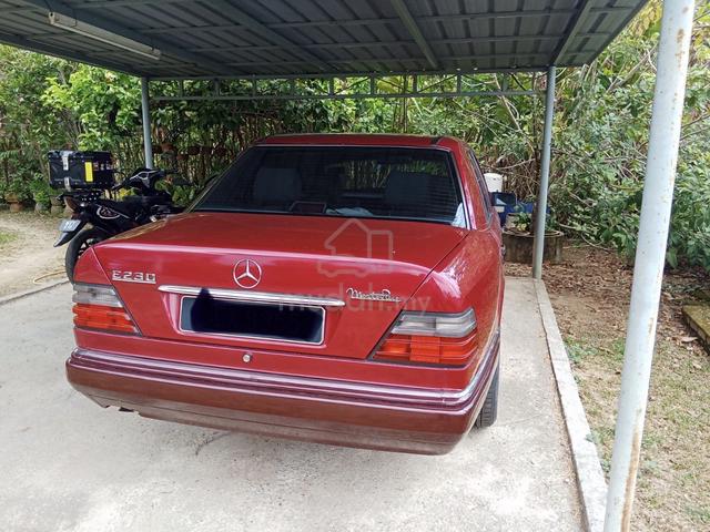 1988 Mercedes Benz 230E 2.3 (A) - 2