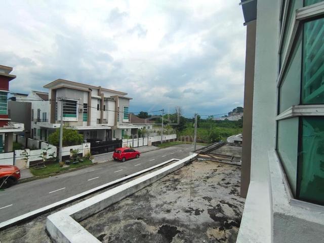 FULL LOAN BOOKING 1K FREEHOLD CORNER SEMI D Double Storey Bercham Ipoh 5