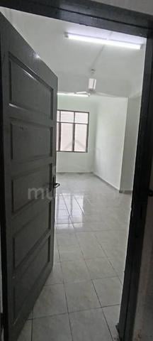 Perumahan Rakyat Lima Kedai 1