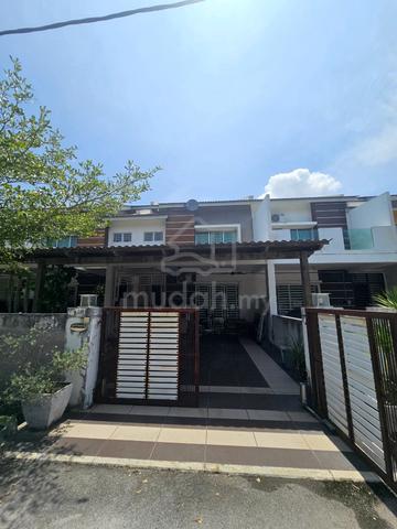 Fully renovated and fully furnished double storey terrace house 1