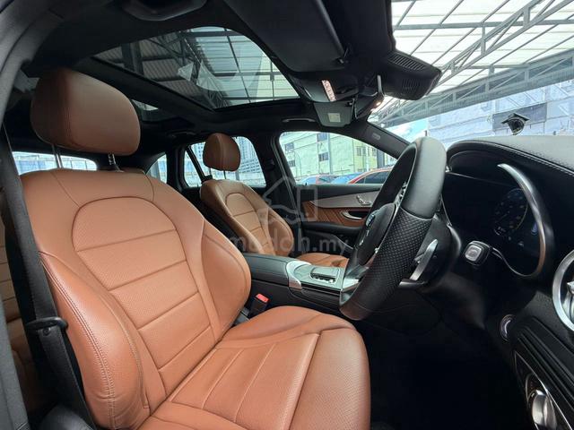 Mercedes Benz GLC300 4MATIC AMG FULL SERVICE 61K - 5