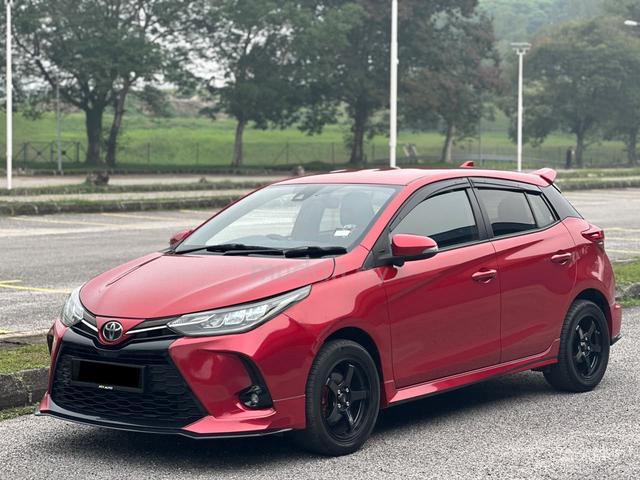 2021 Toyota YARIS 1.5 E / TOP CONDISI / 360 CAMERA - 1