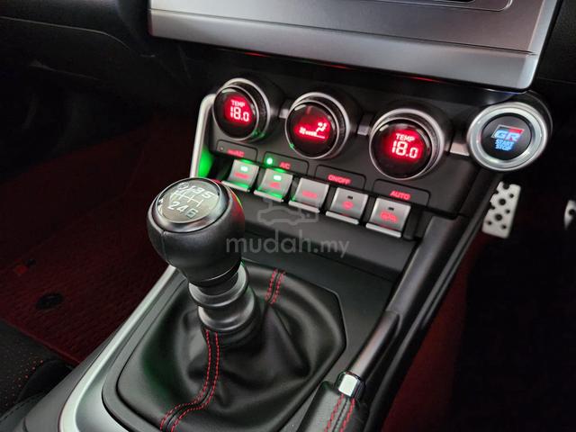 2023 Toyota GR86 RZ Edition 6 Speed Manual Red Int - 4
