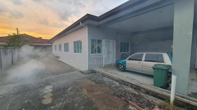 Single Storey Corner Terrace House at Taman Melaban, Kota Samarahan fo 1