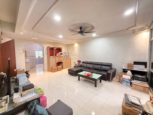 Bukit Indah Jalan Indah 12 Double Storey Terrace House Fully Renovated 1
