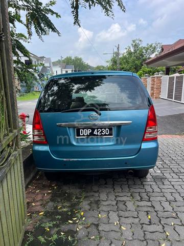 Toyota INNOVA 2.0 G (A) - 4