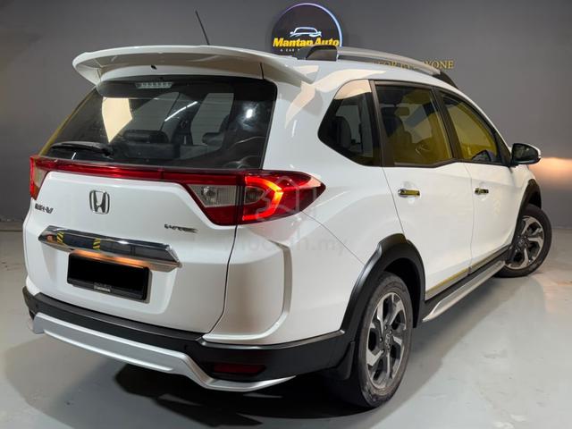 2017 Honda BR-V 1.5 V -- (A) Free Warranty BRV - 5