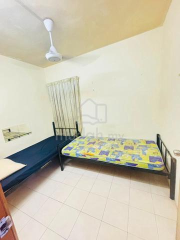 Pusat Komersial Seksyen 7 1