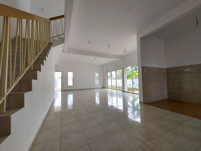 END LOT Double Storey House Serene Heights Type Acacia Bangi 1